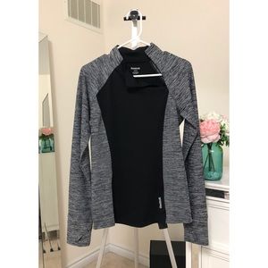 REEBOK LONG SLEEVE